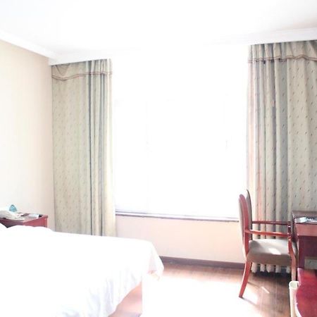 Greentree Inn Henan Kaifeng Gulou Square Express Hotel Экстерьер фото